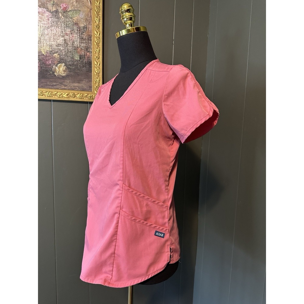 Adar Pro Mauve Pink Fitted V Neck Scrub Top XS Extra‎ Small - Picture 2 of 6